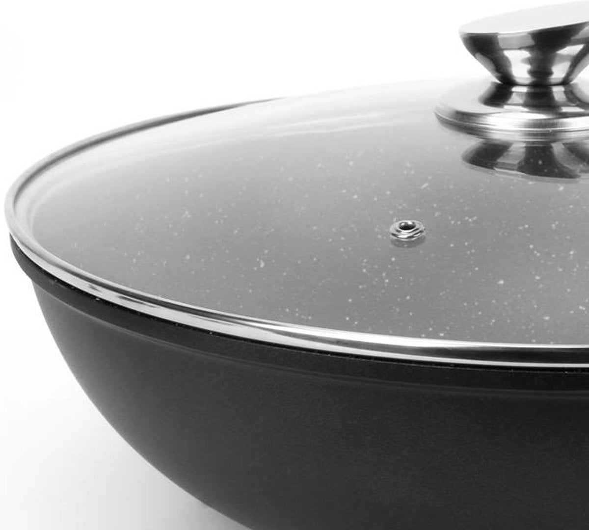 Swiss Pro+ Wokpan 28 cm met Glazen Deksel – Alle Warmtebronnen • Inductie • PFOA‑vrij